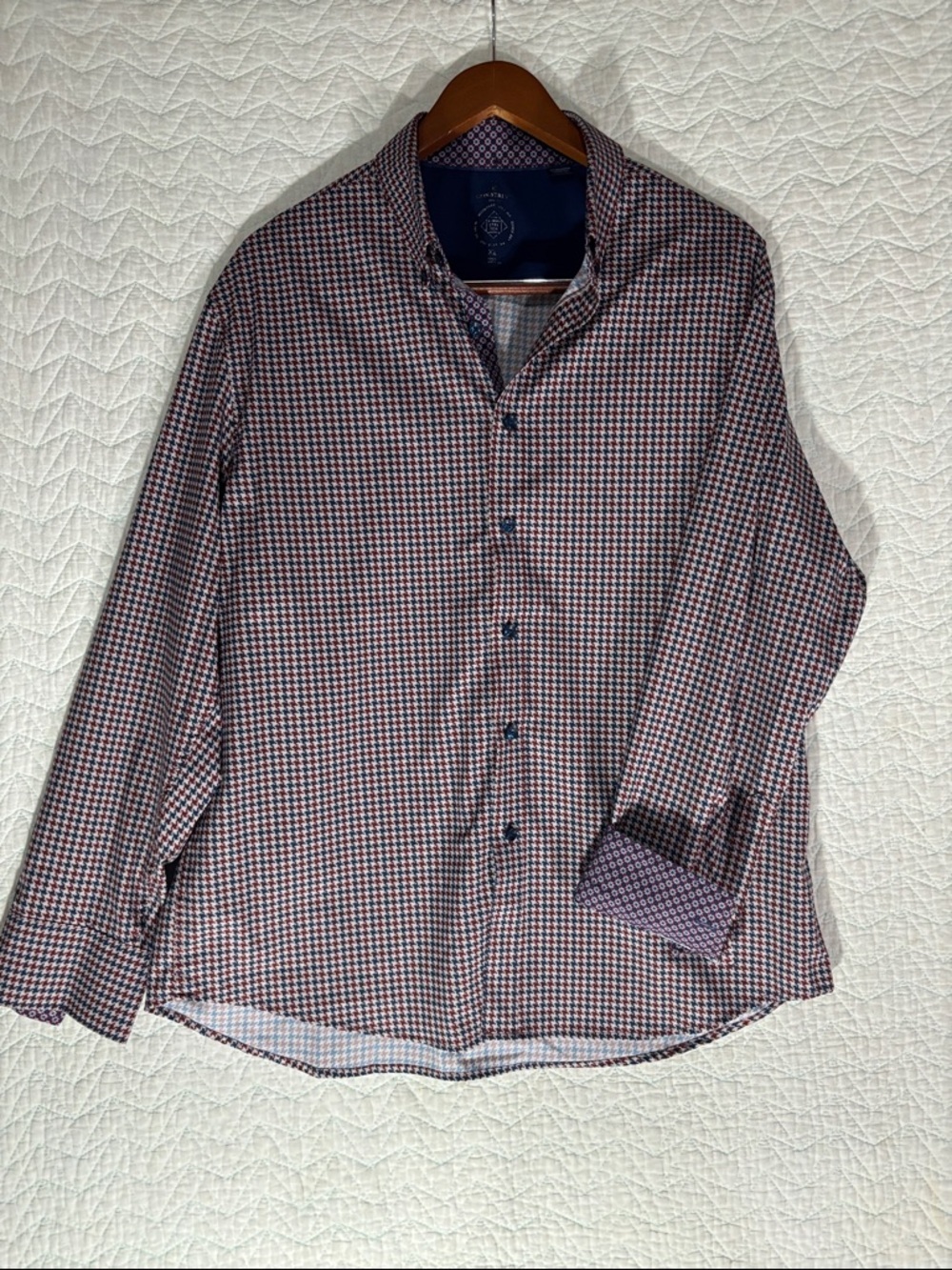 Construct Men's Casual Button-Down Shirt in Navy and Red Tweed, Moisture Wicking